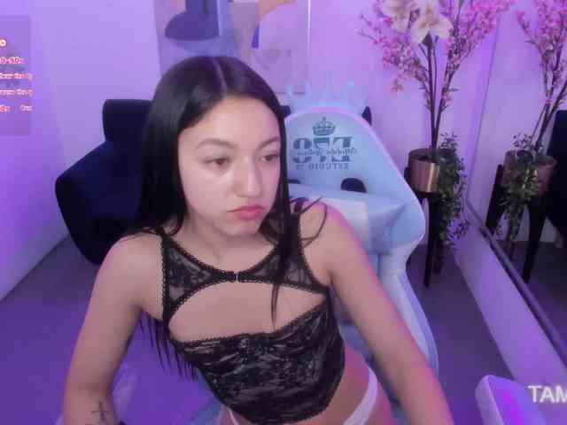 Scarlet-lou webcam