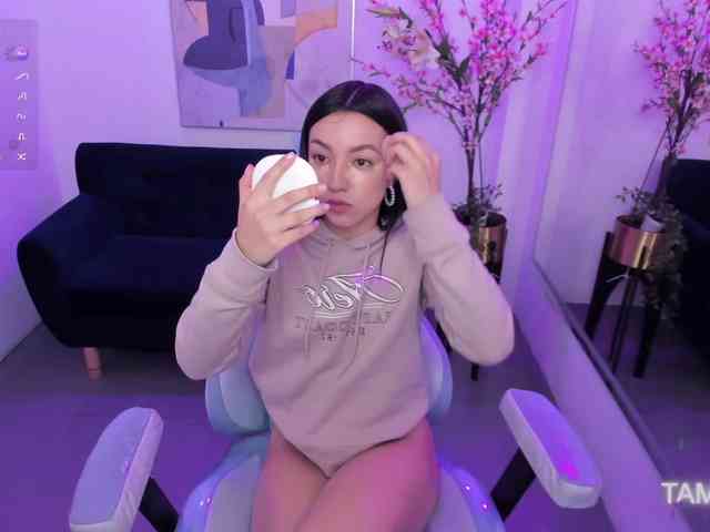 Scarlet-lou webcam