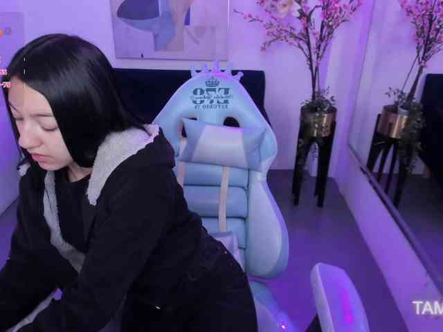 Scarlet-lou webcam