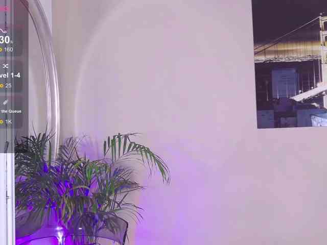 striptease chat room NadiaWang