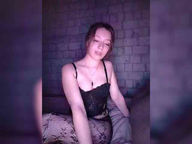 cam chat room LindaElliott