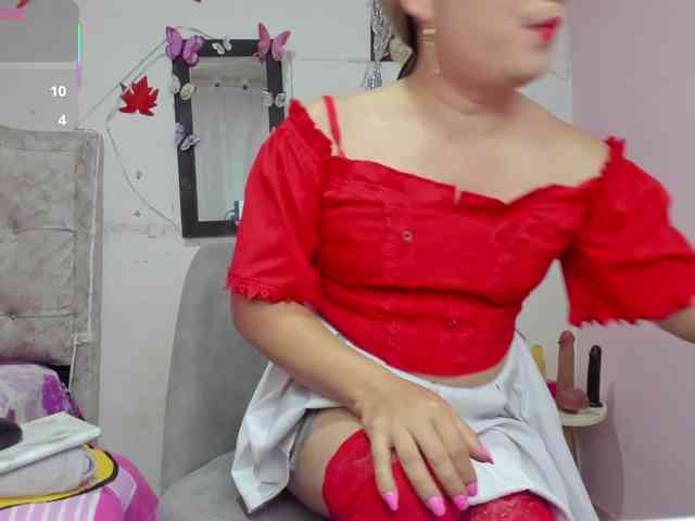 tanialucia1 Live Webcam on {site_name}