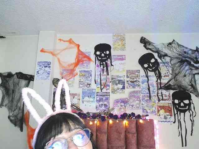 1sarah webcam