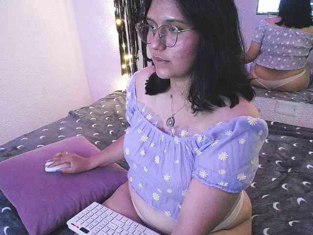 1sarah webcam