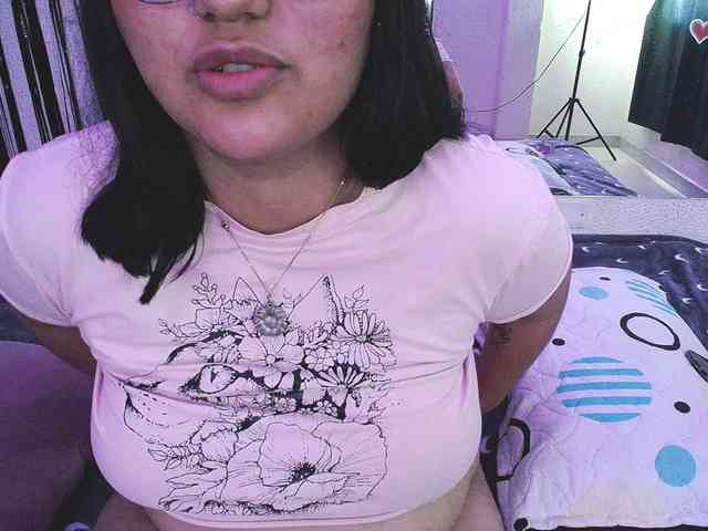 1sarah webcam