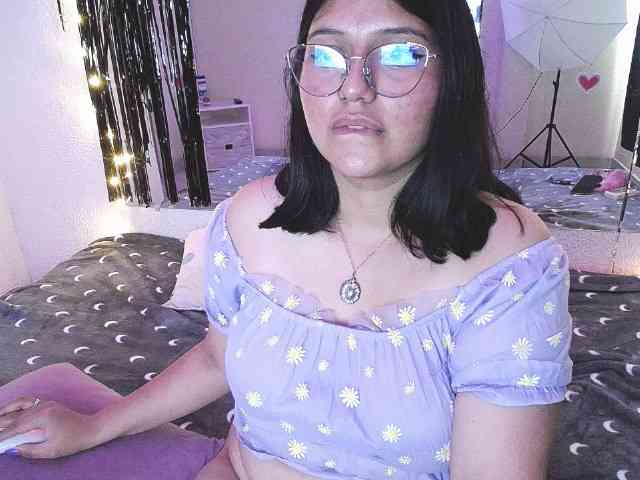 1sarah webcam