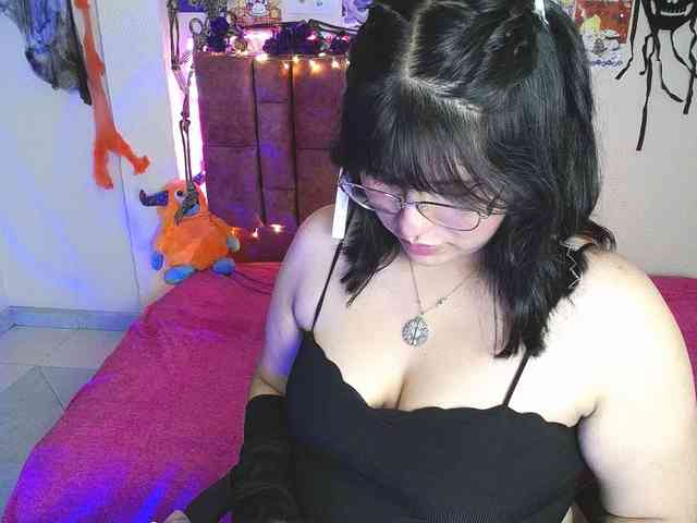 1sarah webcam