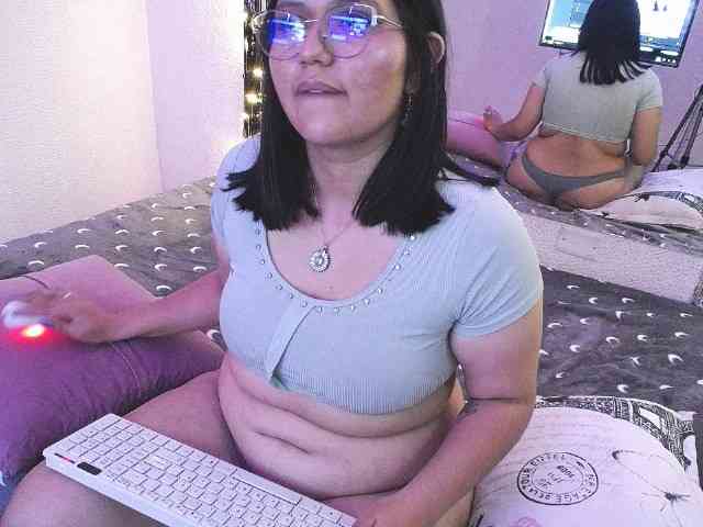 1sarah webcam