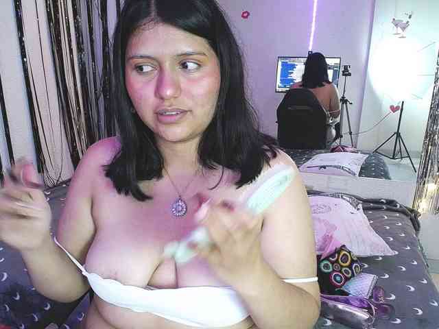 1sarah webcam