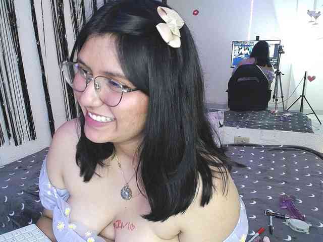 1sarah webcam