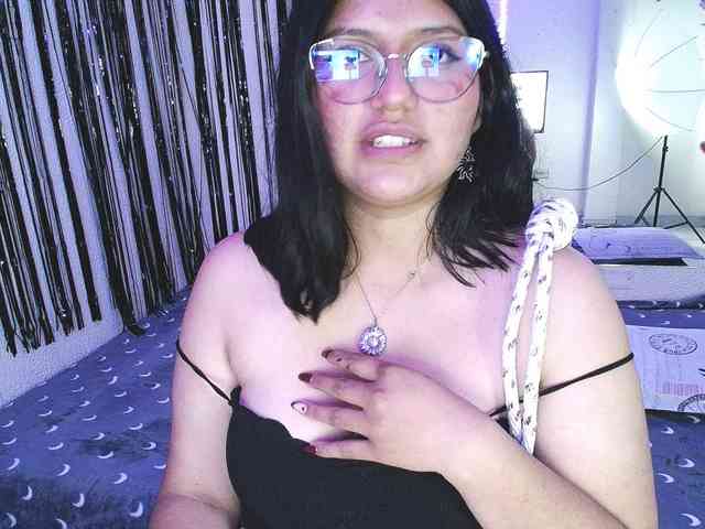 1sarah webcam