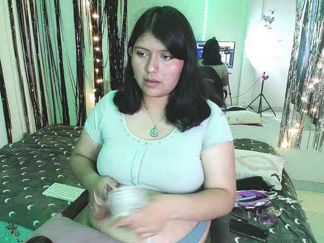 1sarah webcam
