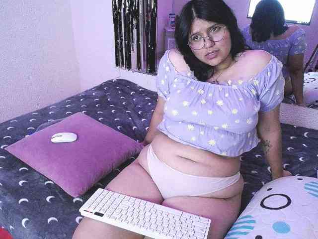 1sarah webcam