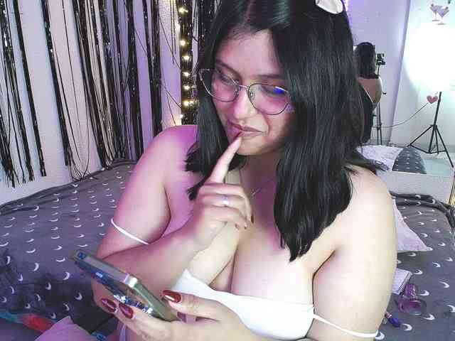 1sarah webcam