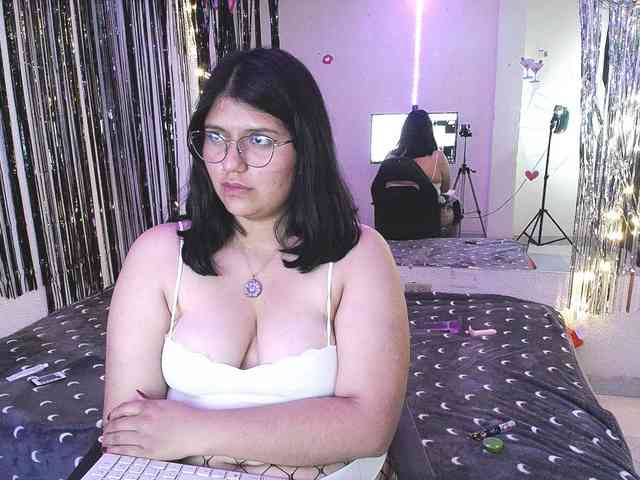 1sarah webcam