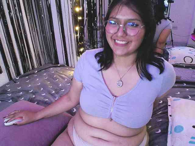 1sarah Live Webcam on BongaCams