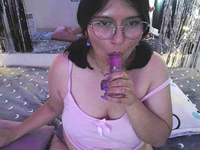 1sarah webcam