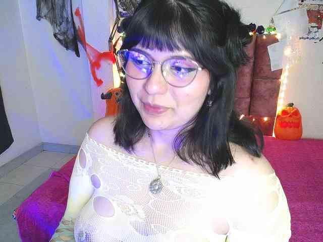 1sarah webcam