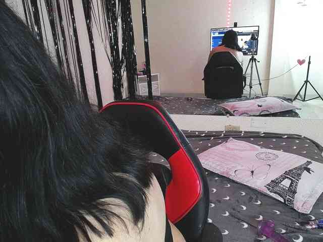 1sarah webcam