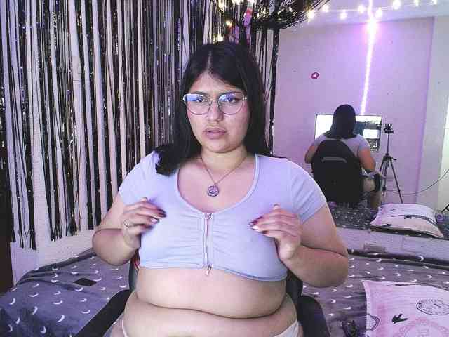1sarah webcam