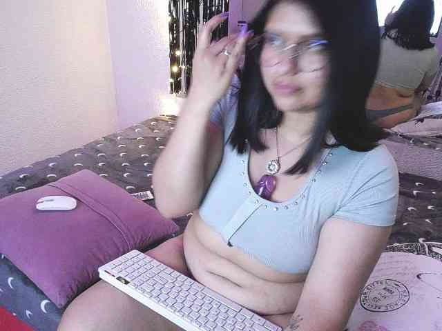 1sarah webcam