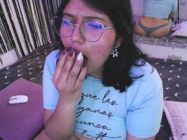 1sarah webcam