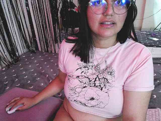 1sarah webcam