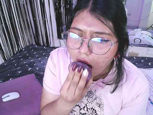 1sarah webcam