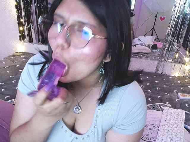 1sarah webcam