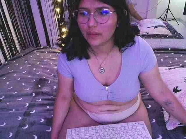 1sarah webcam