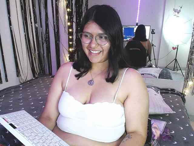 1sarah webcam