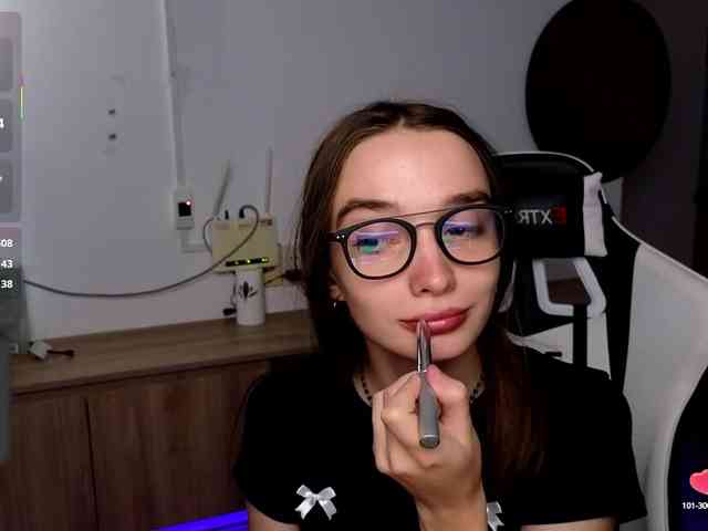 laxyflaxy webcam