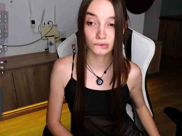 laxyflaxy webcam
