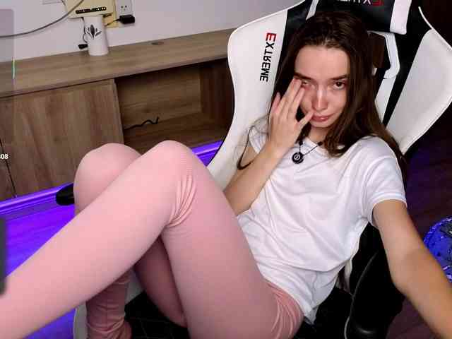 laxyflaxy webcam