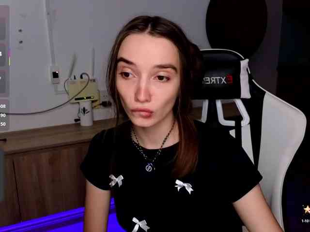 laxyflaxy webcam