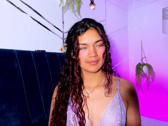 Camilla-Miller01's BongaCams show and profile