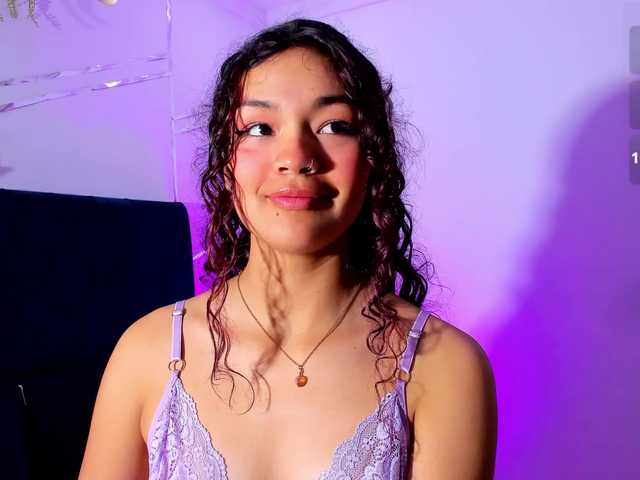 Camilla-Miller01's BongaCams show and profile