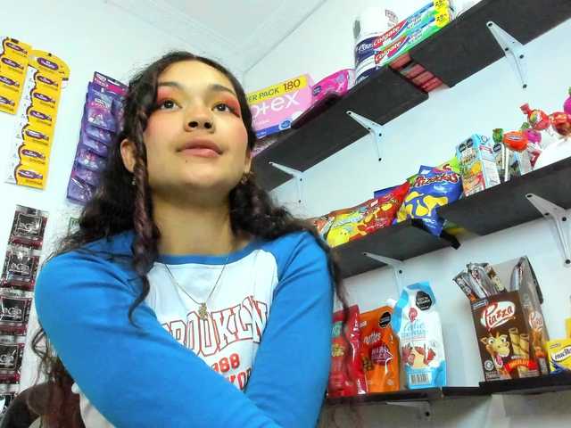 Camilla-Miller01's BongaCams show and profile