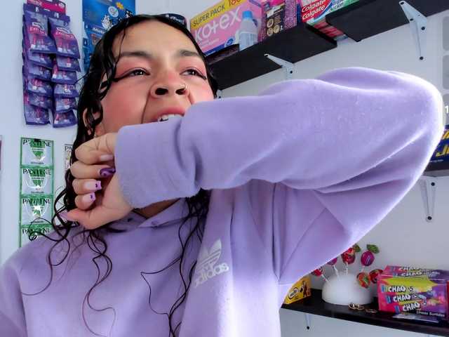 Camilla-Miller01's BongaCams show and profile