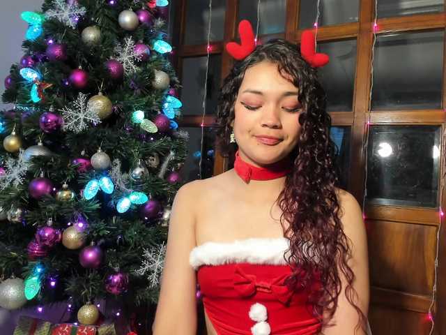 Camilla-Miller01's BongaCams show and profile