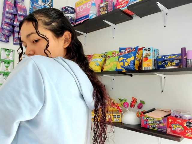 Camilla-Miller01's BongaCams show and profile