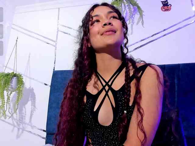 Camilla-Miller01 webcam