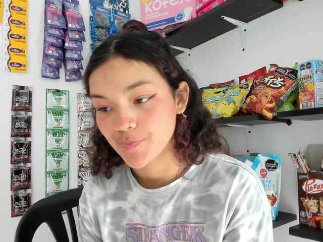 Camilla-Miller01 webcam