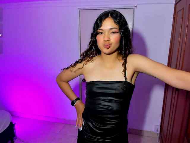 Camilla-Miller01 webcam