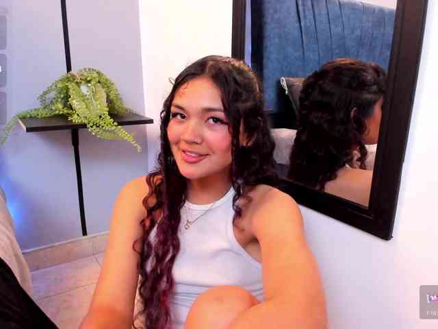 Camilla-Miller01 webcam