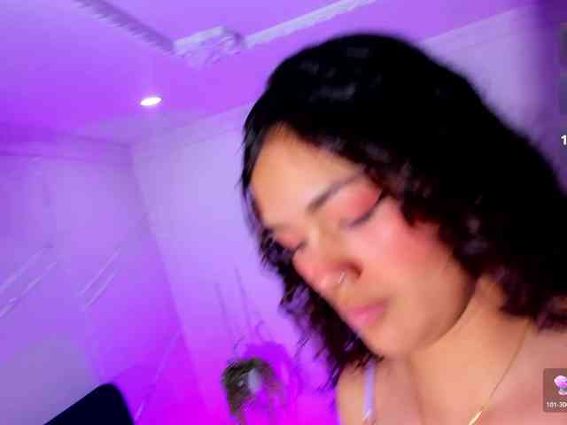 Camilla-Miller01 webcam