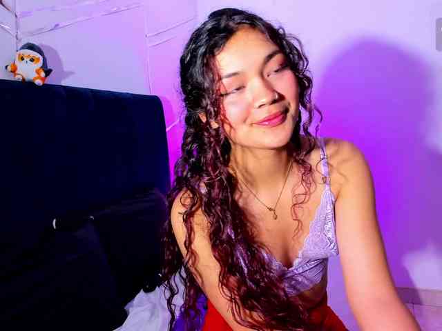 Camilla-Miller01 webcam