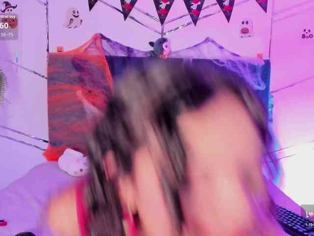 Camilla-Miller01 webcam