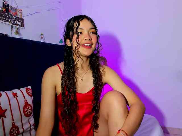 Camilla-Miller01 webcam