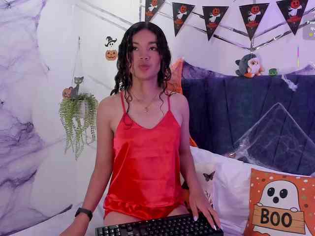 Camilla-Miller01 webcam